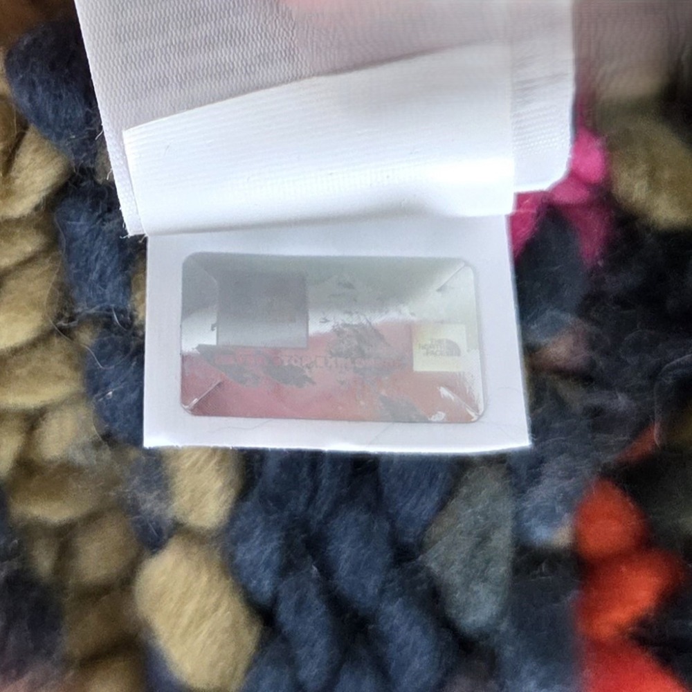 The North Face Nanny Knit Beanie Pom Pom Winter Hat Chunky Multi Color OS - Picture 8 of 8